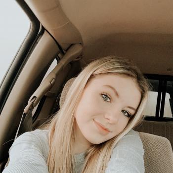 Babysitter in Royse City: Anna