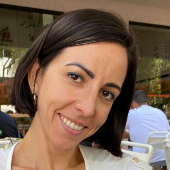 Lefkoşa bölgesinde bebek bakıcılığı işi: Bebek bakıcısı iş ilanı Liana