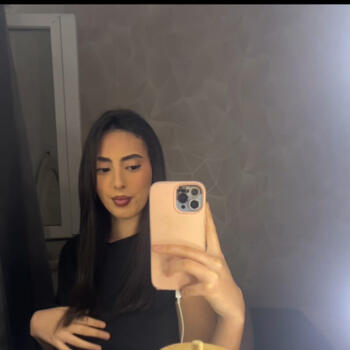 Babysitter in Narbonne: Naryis