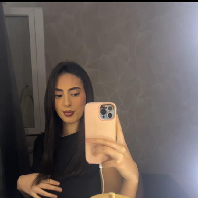 Babysitter in Narbonne: Naryis