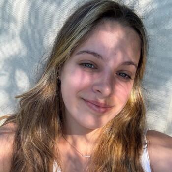 Babysitter in Montevideo: Valentina