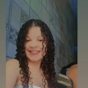 Babá em Osasco: Julia