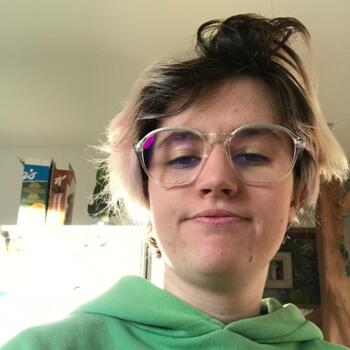 Babysitter in Donville-les-Bains: Poppy