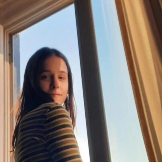 Babysitter in Bordeaux: Lola