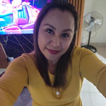 Babysitter in Santa Rita: Rebeca