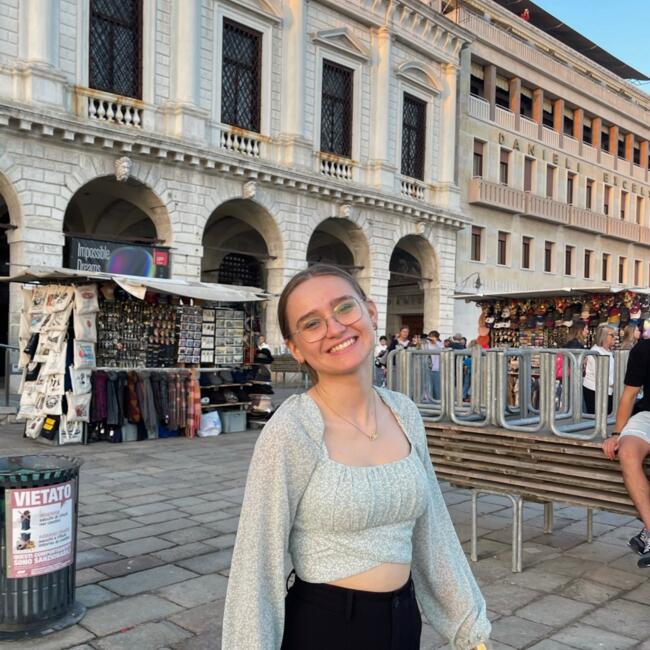 Babysitter in Freiburg im Breisgau: Célia