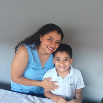 Babysitter in Americana: Mariana da