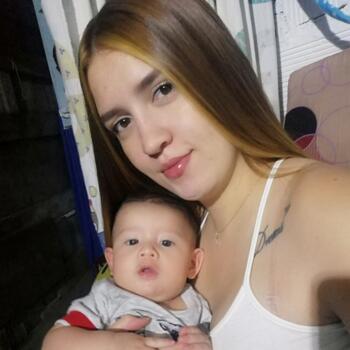 Babysitter in La Estrella: Camila