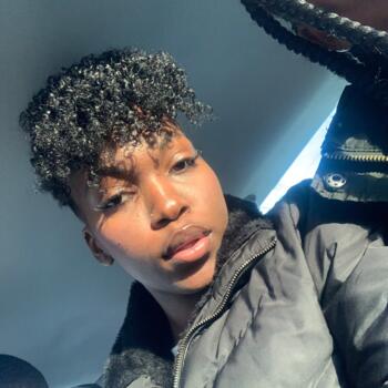 Babysitter em Amadora: Mayra