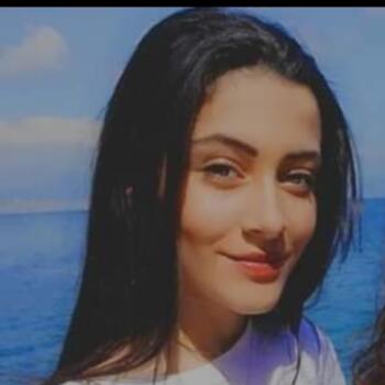 Babysitter in Badalona: Heva