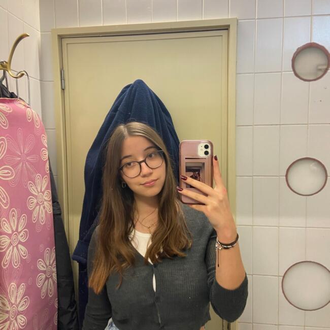 Babysitter in Matosinhos Municipality: Benedita