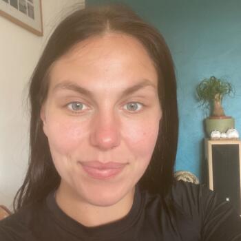 Babysitter in Pontarlier: Louise