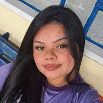 Babysitter in Manaus: Alice