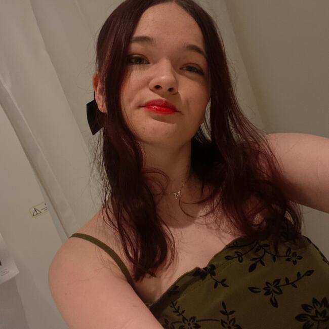 Babysitter in Stoke-on-Trent: Megan
