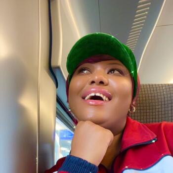 Babysitter in Brüssel: Regine