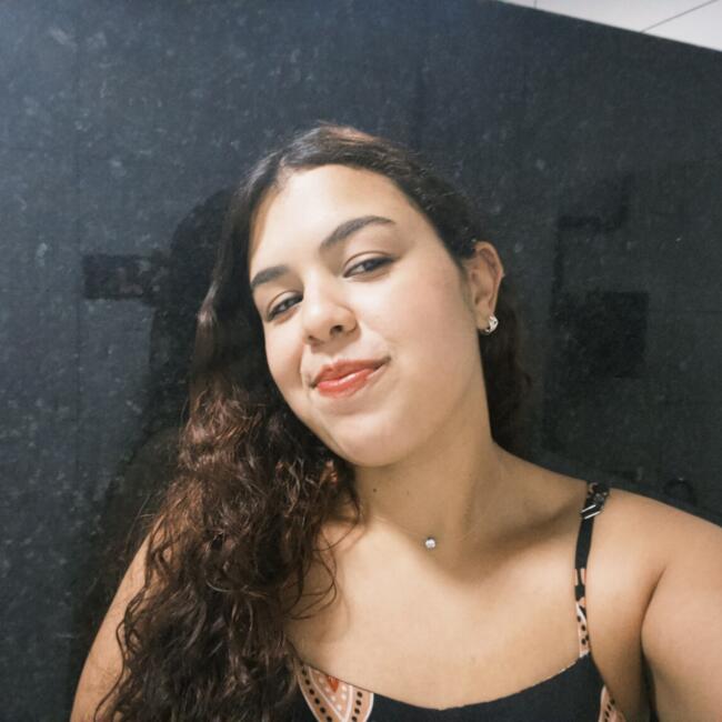 Babysitter in Olinda: Gisely