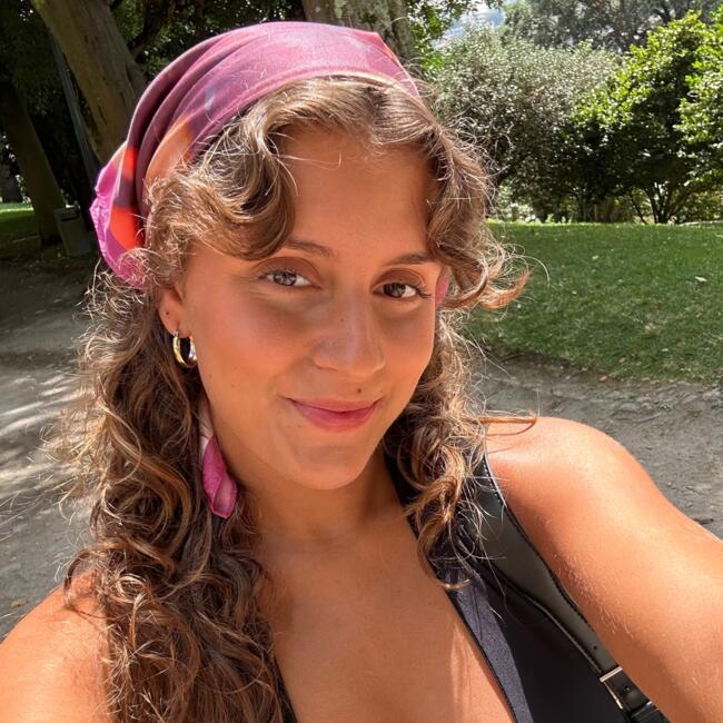 Babysitter em Setúbal: Luciana