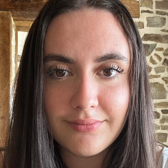 Babysitter in Sainte-Marie-de-Gosse: Elaia