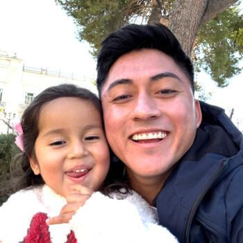 Babysitting job in Alicante: babysitting job Stalin Alexander