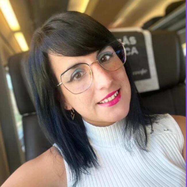 Trabajo de canguro en Alhendín: Cristina