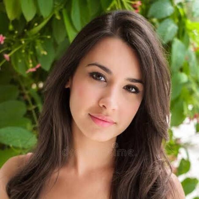 Babysitter in Mongaguá: Gabriela