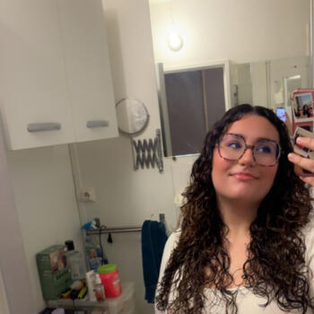 Baby-sitter Courbevoie: Clara