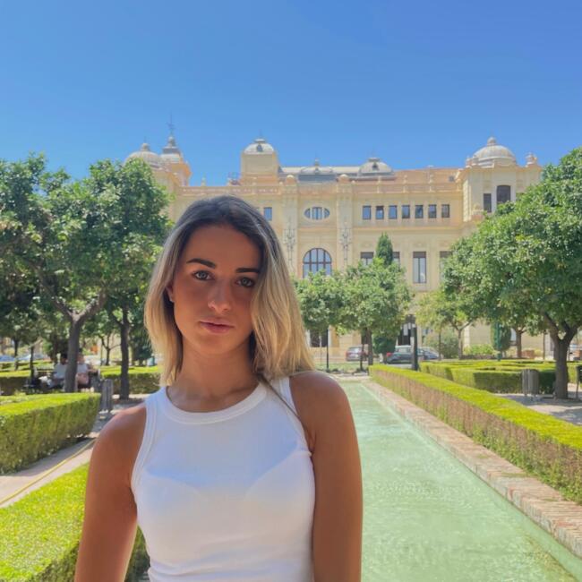 Canguro en La Zubia: Lucia