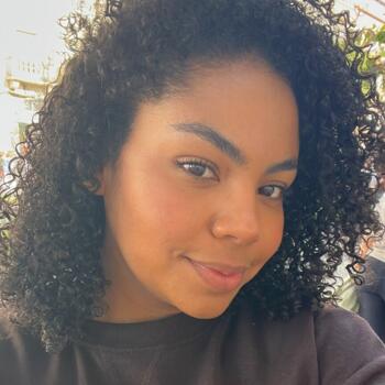 Lavoro per babysitter a Braga: lavoro per babysitter Emeli Souza