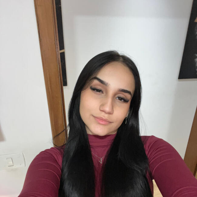 Babysitter in Maringá: Lanna