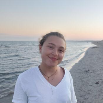 Babysitter in Teyran: Agathe