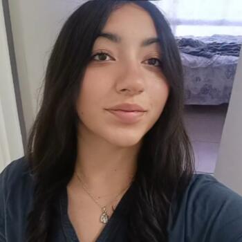 Babysitter in León: Isabel Elena