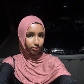 Babysitter Perth: Fatima