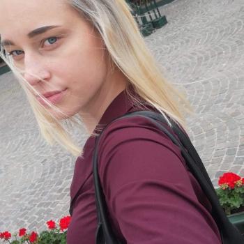 Babysitter Brugge: Emmely