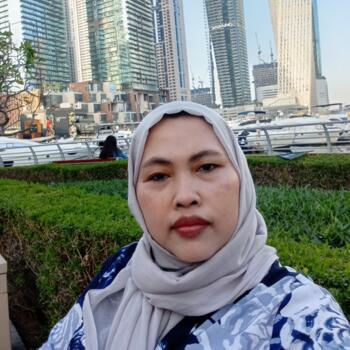 Babysitter in Dubai: Maemunah