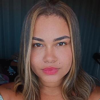 Emprego de babá em Cariacica: emprego de babá Iasmim