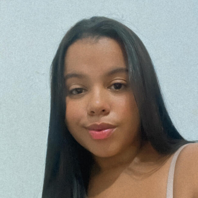 Babysitter in Recife: Allana