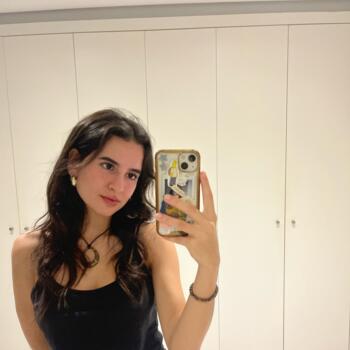 Babysitter in Pinhal Novo: Inês