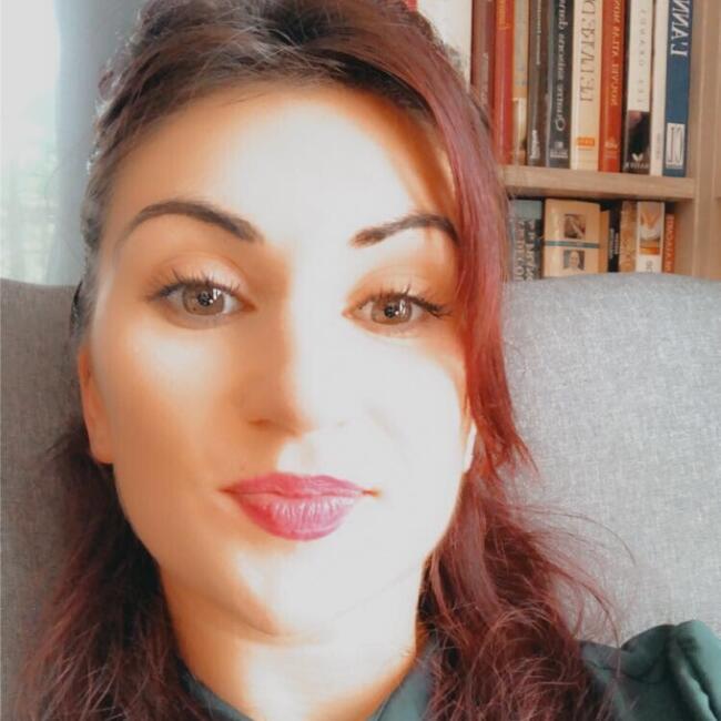 Nanny in Les Adrets-de-l'Estérel: Élodie