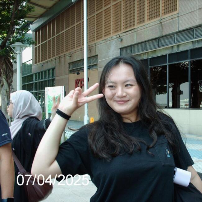 Babysitter in Singapore Island: Angeline