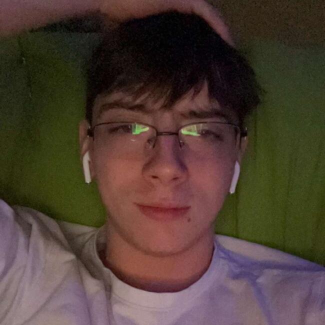 Babysitter in Neupré: Alexandre