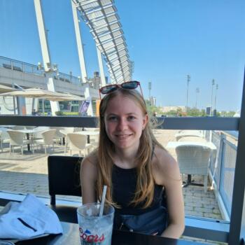 Babysitter in Turnhout: Julie