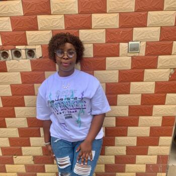 Babysitter in Abidjan: Fatim