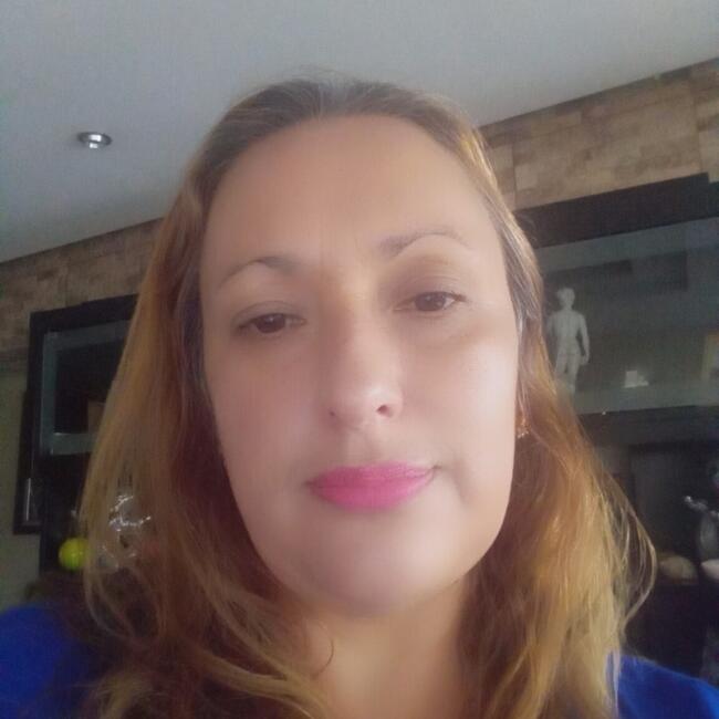 Babysitter in Caracas: Elizabeth maria