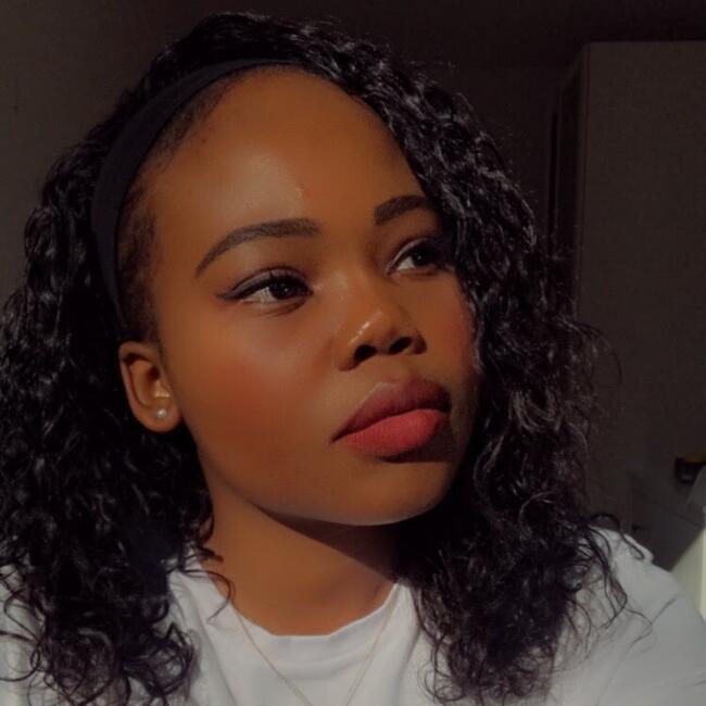 Babysitter in Warsaw: Andile