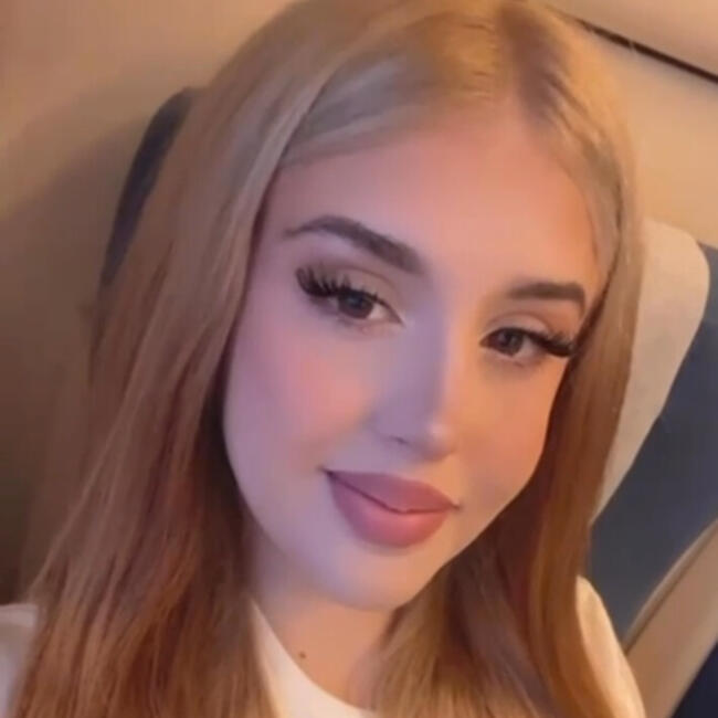 Babysitter in Seville: Paula