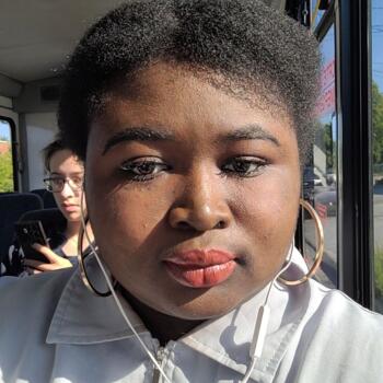 Babysitter in Saint-Constant: Norah