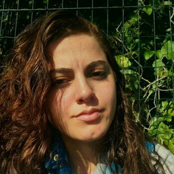 Babá em Jaraguá do Sul: Larissa
