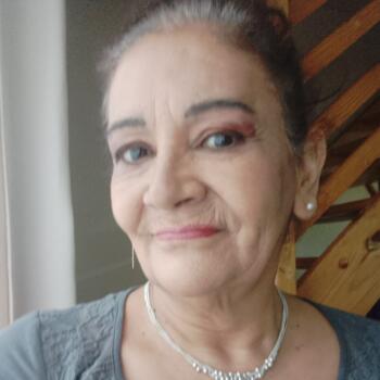 Babysitter in Curicó: Francisca