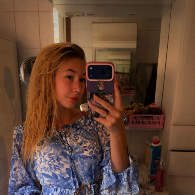 Babysitting job in Eeklo: Chayenne
