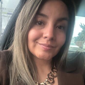 Babysitting job in Mosquera: babysitting job May